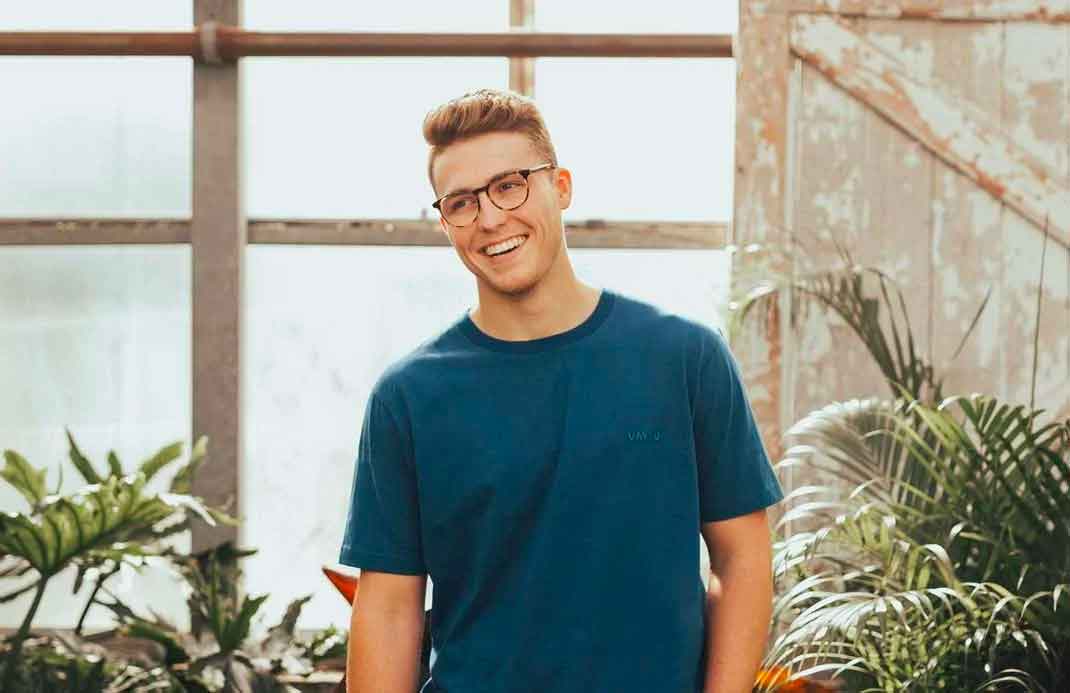 Lukas P.